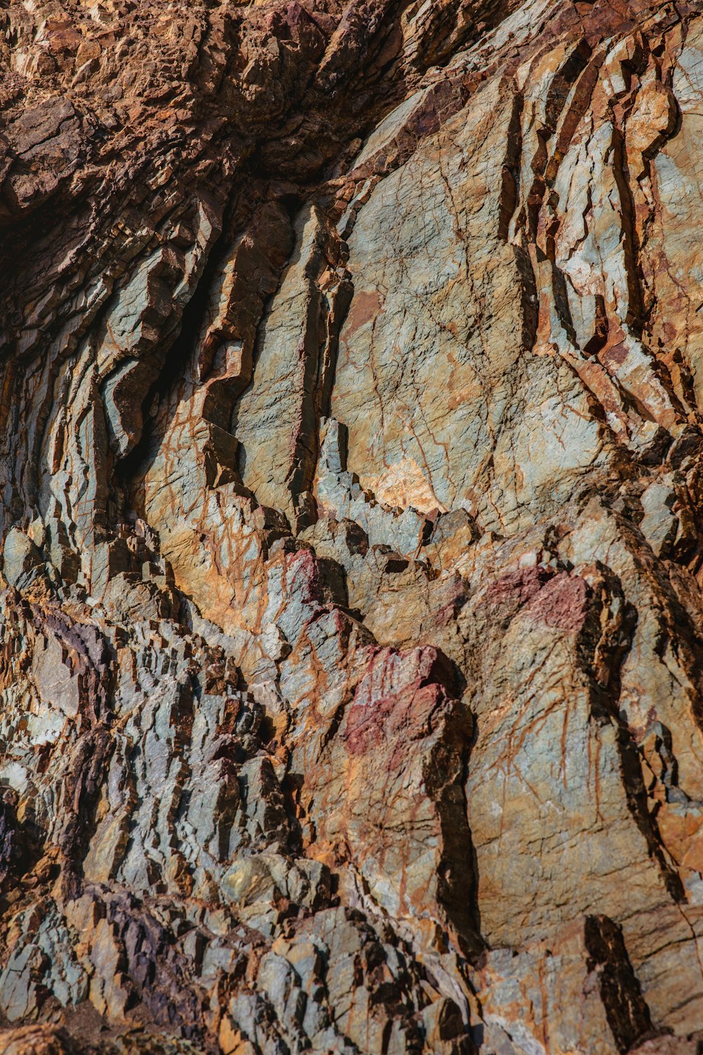 brown and black rock formation