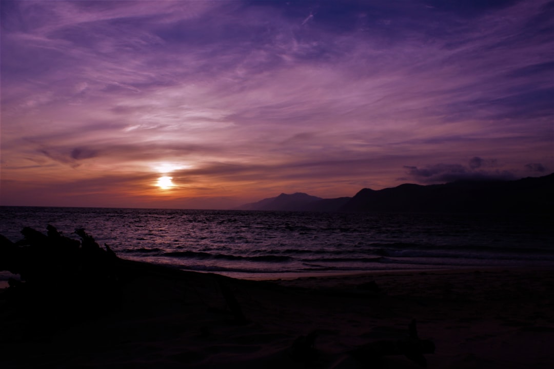 travelers stories about Ocean in Pantai Pulau Um, Indonesia