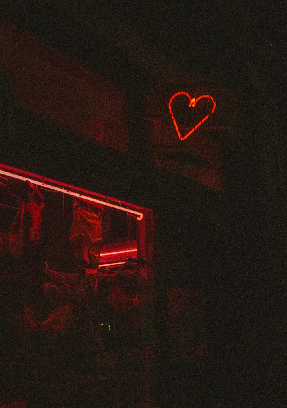 Code Red | 100+ best free red, neon, light and sign photos on Unsplash