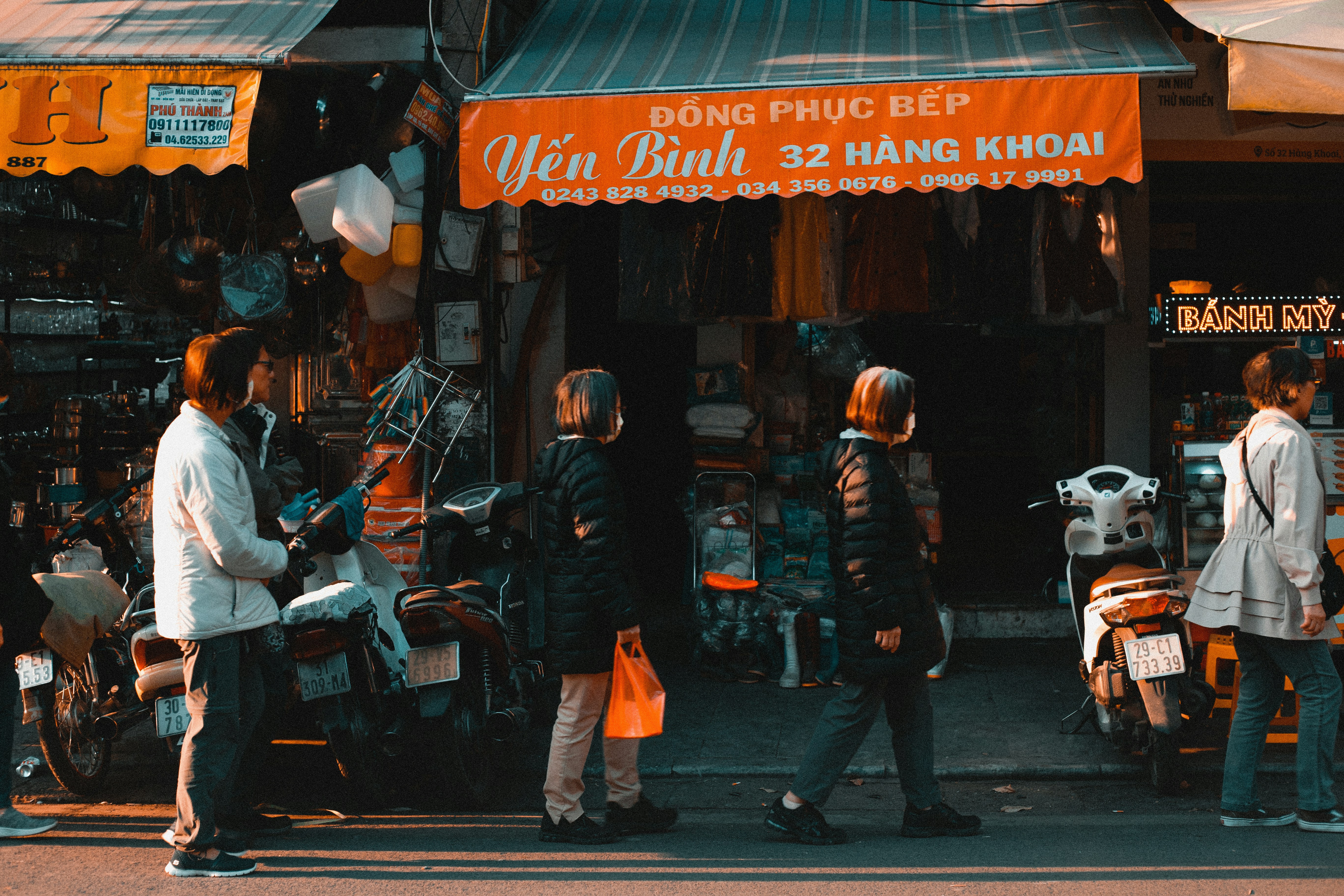 Community as Currency: How Long Bien's American Expat Network Is Rewriting the Rules of Business and Belonging in Hanoi