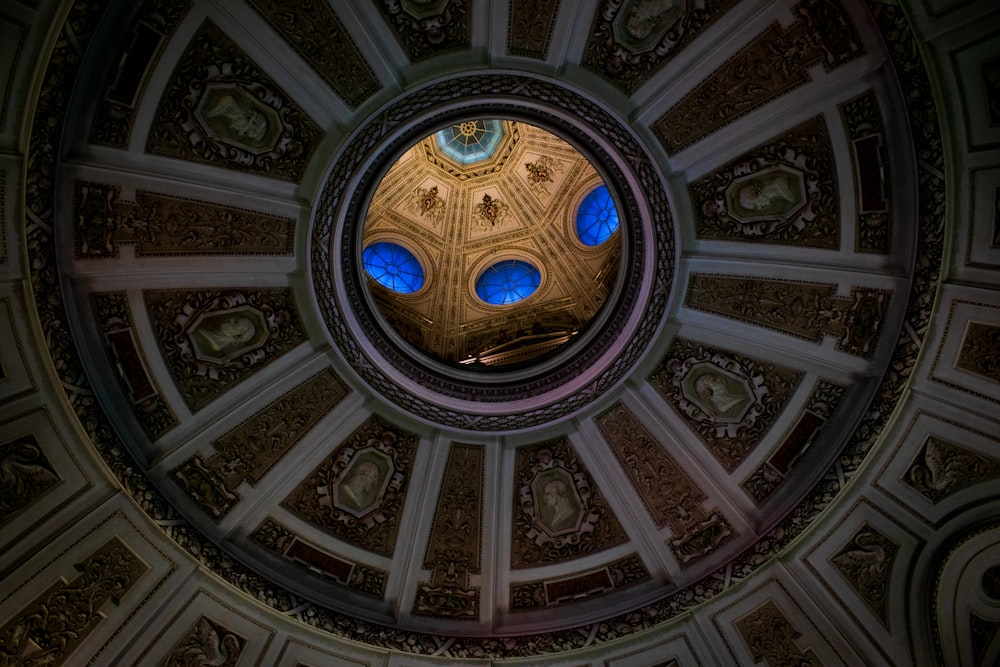 blue and white round ceiling