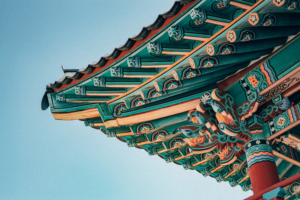 brown and black wooden roof