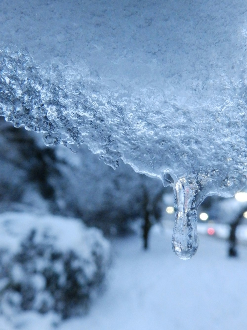 water splash in close up photography