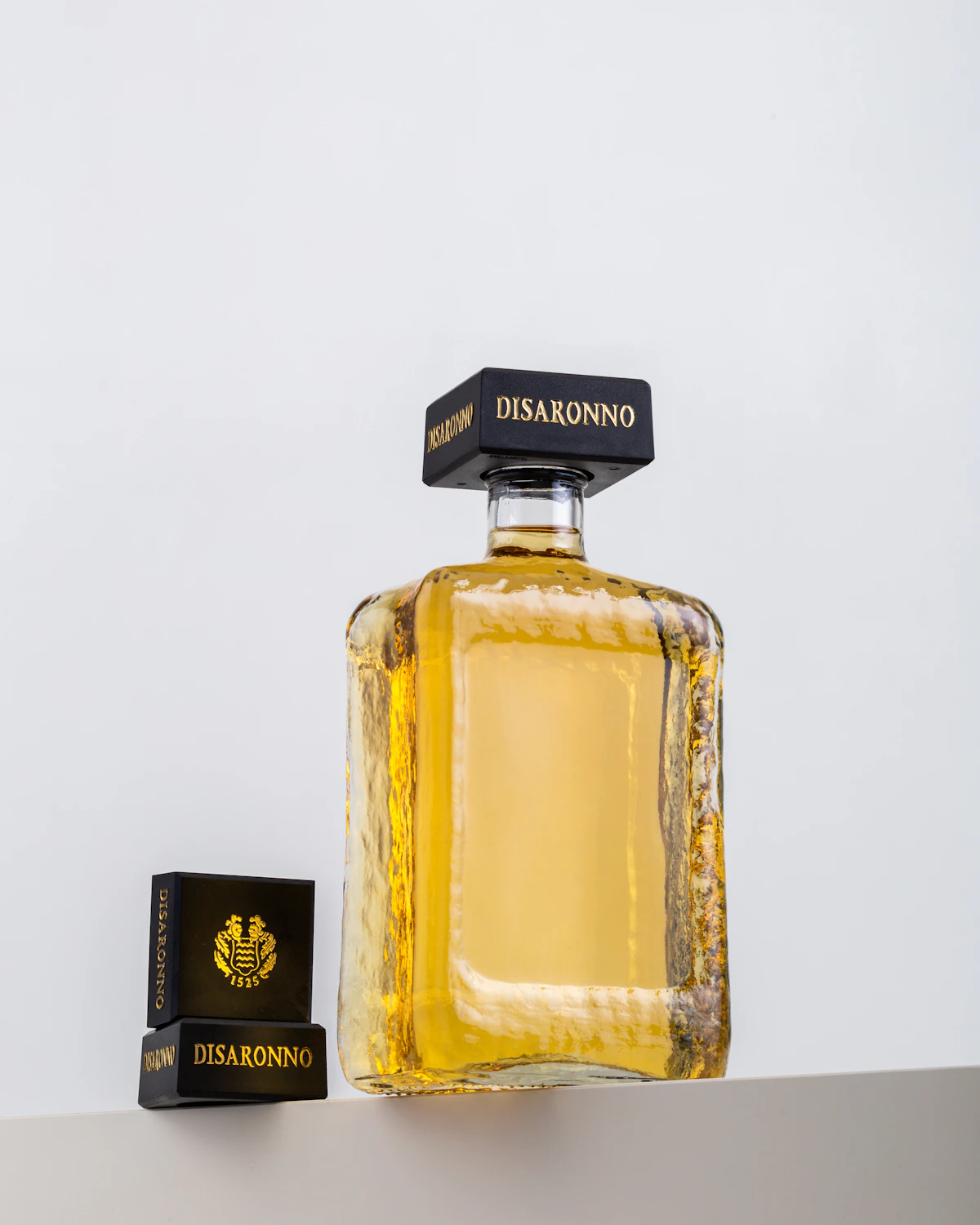 Luxury fragrance e-commerce storefront