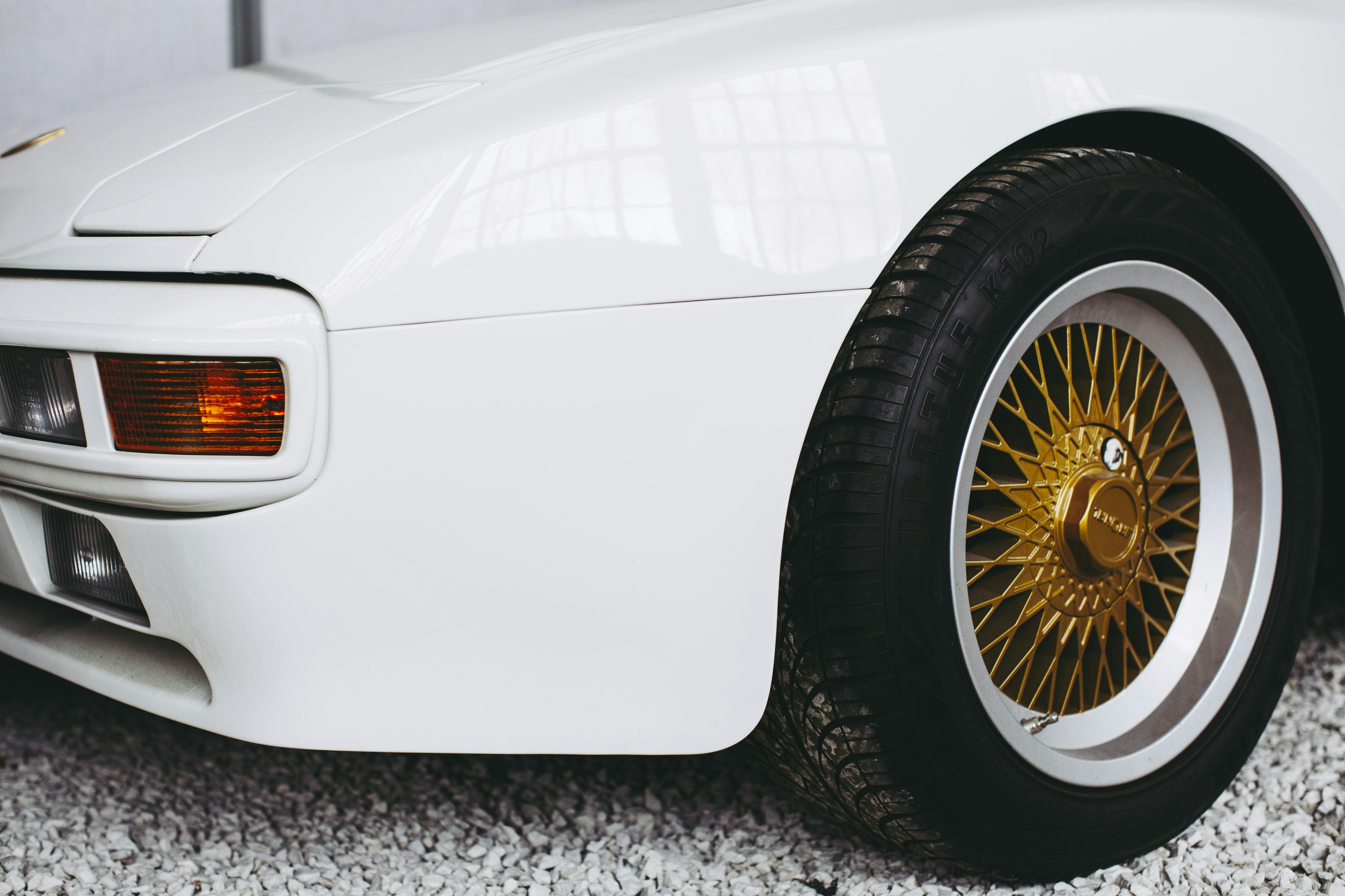 Photo by markusspiske