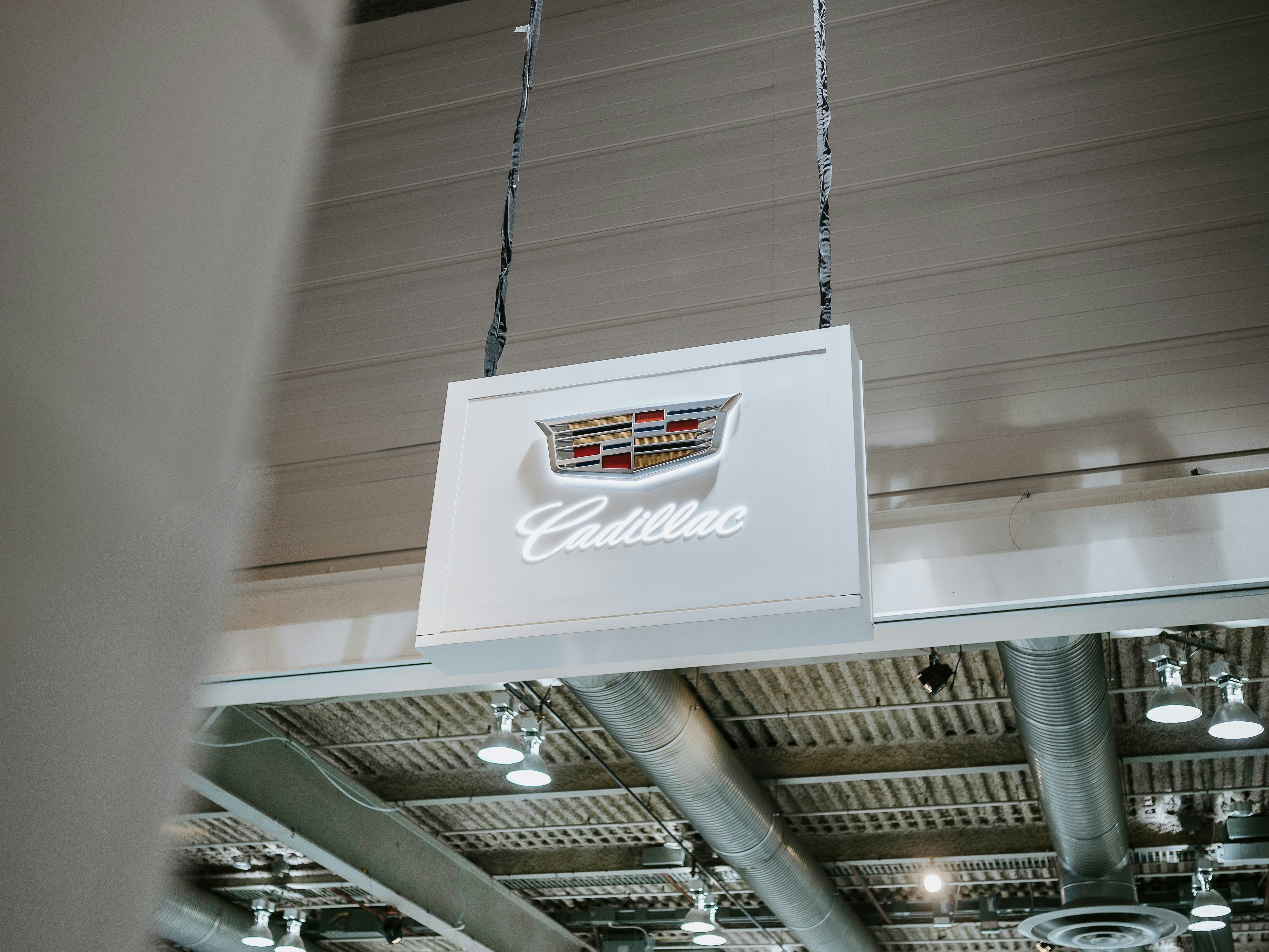 Crafting Unforgettable Branding for Your Loft Workshops