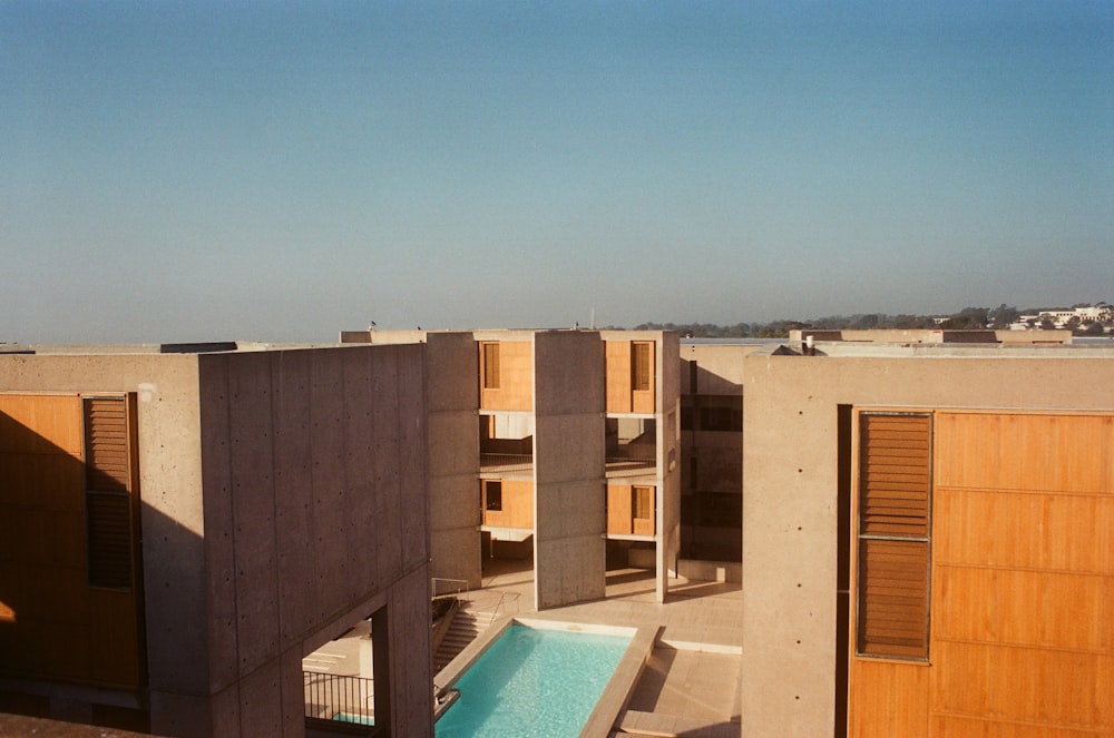 brown concrete building during daytime