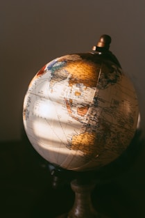 Larson Wealth & Legacy