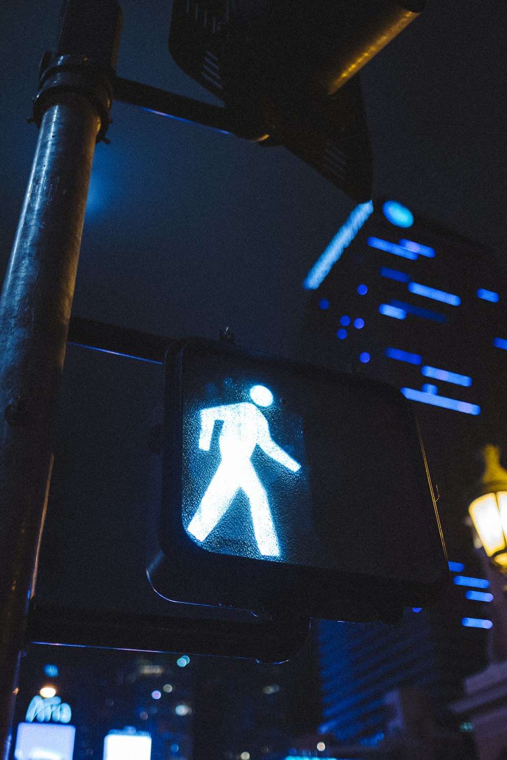 black and white pedestrian sign