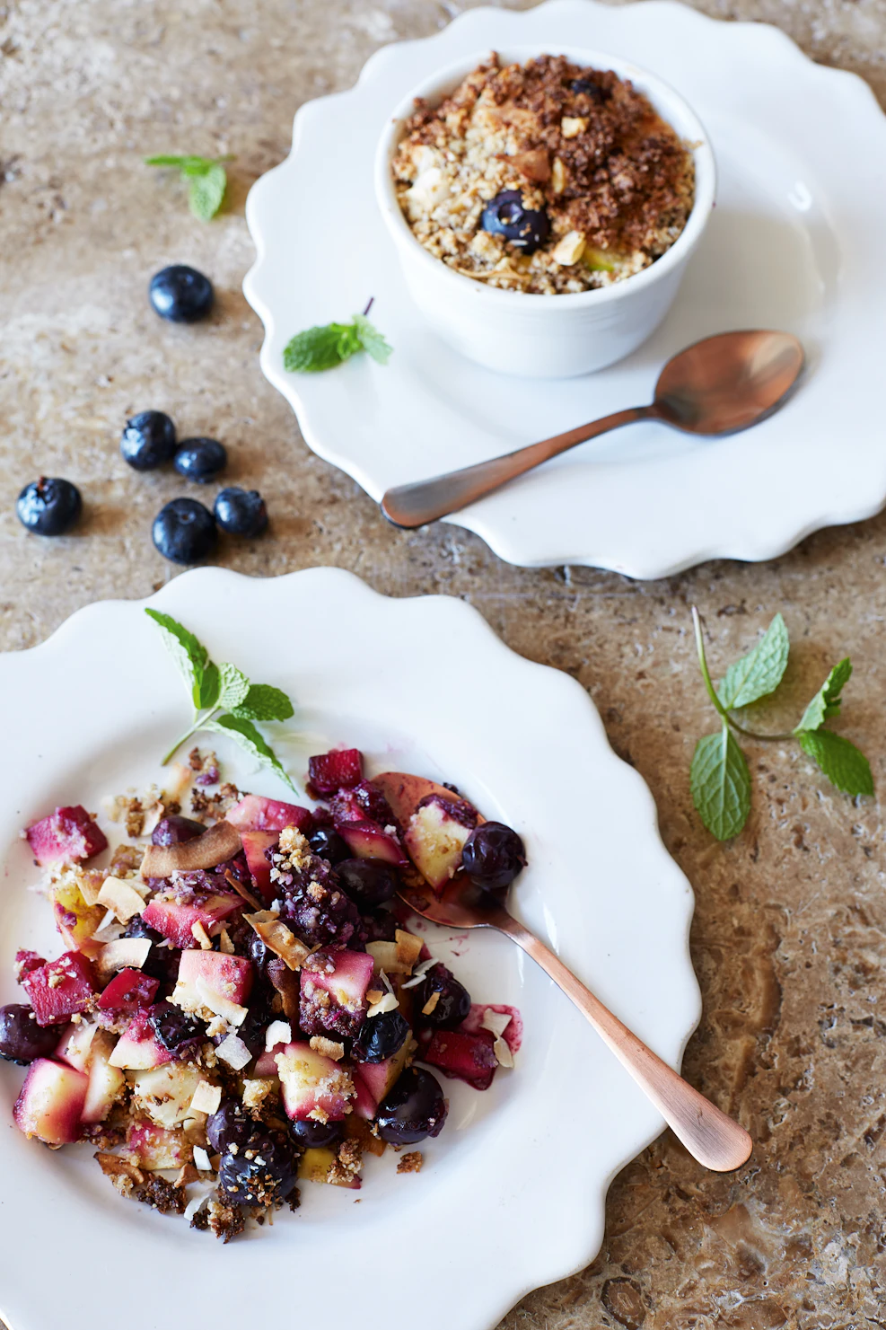 Oat breakfast bowl with berries and nuts