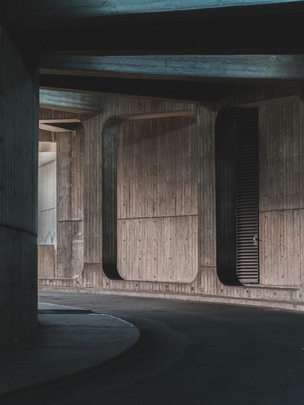 brown wooden wall during daytime