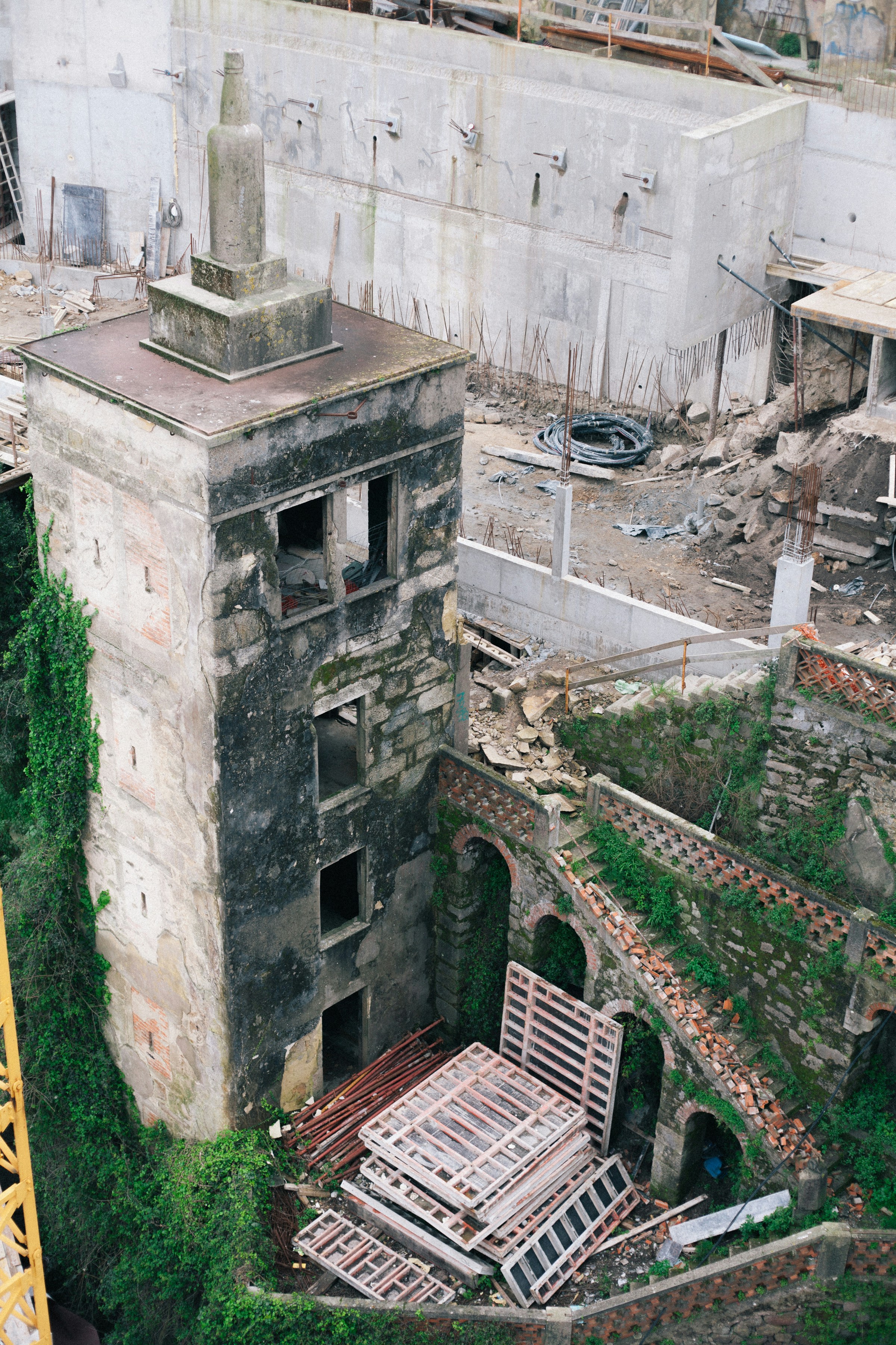 gray concrete building during daytime