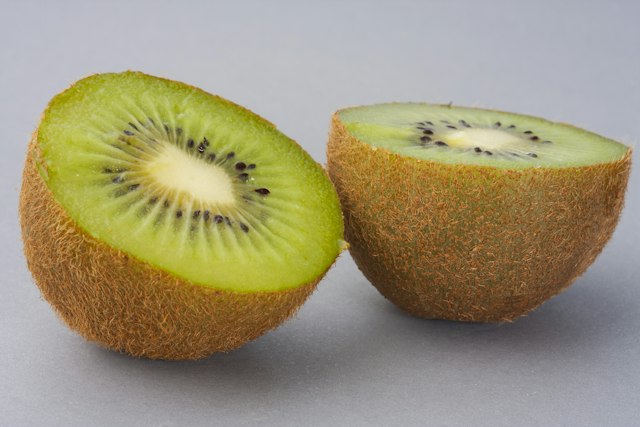 GREEN KIWI / பச்சை கிவி 250 GMS