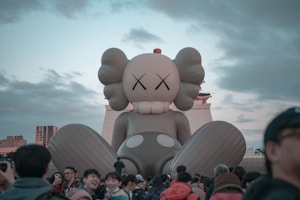卡通充气人偶