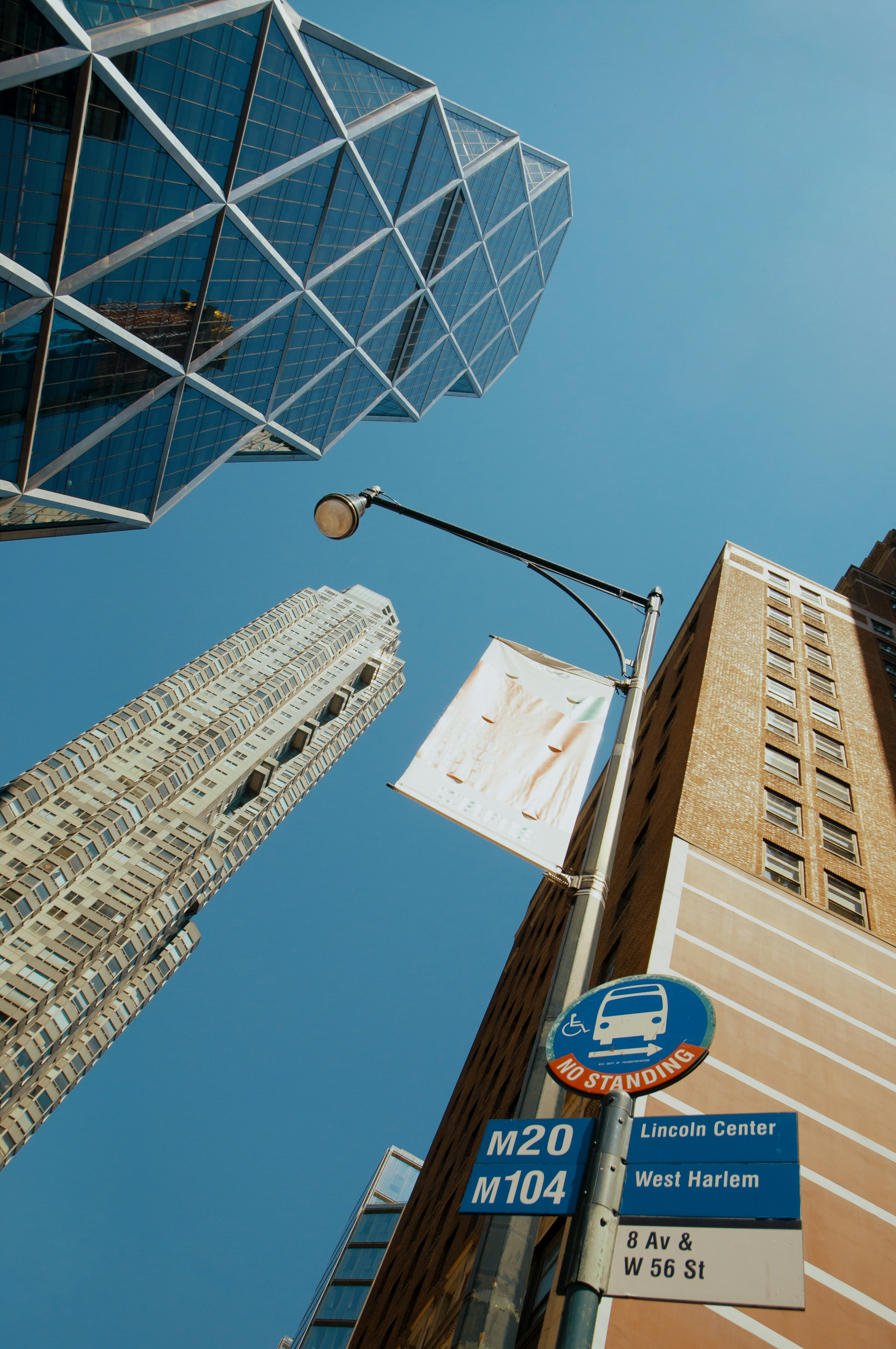 Barclays Maintains Equal-Weight on C.H. Robinson Worldwide, Raises Price Target to $145