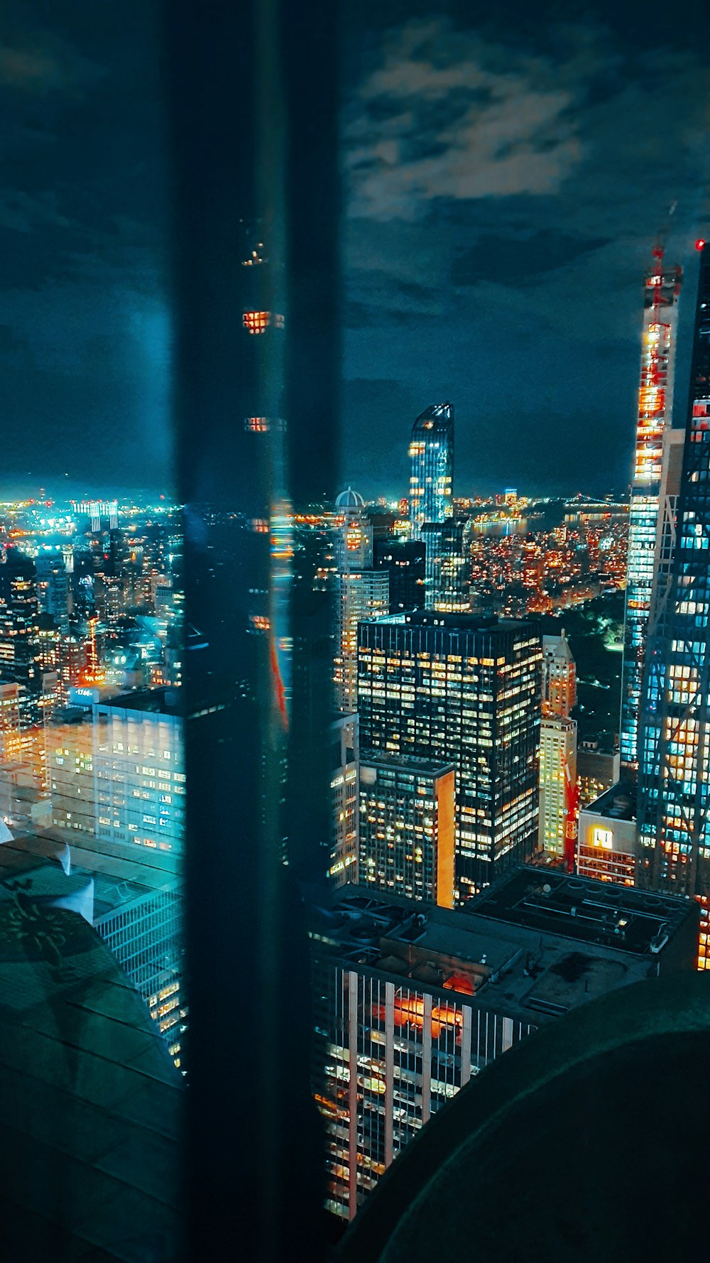 Skyline de la ville pendant la nuit