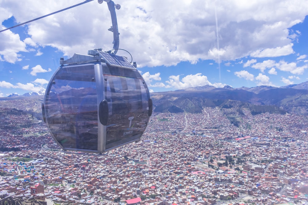 veduta aerea della città durante il giorno