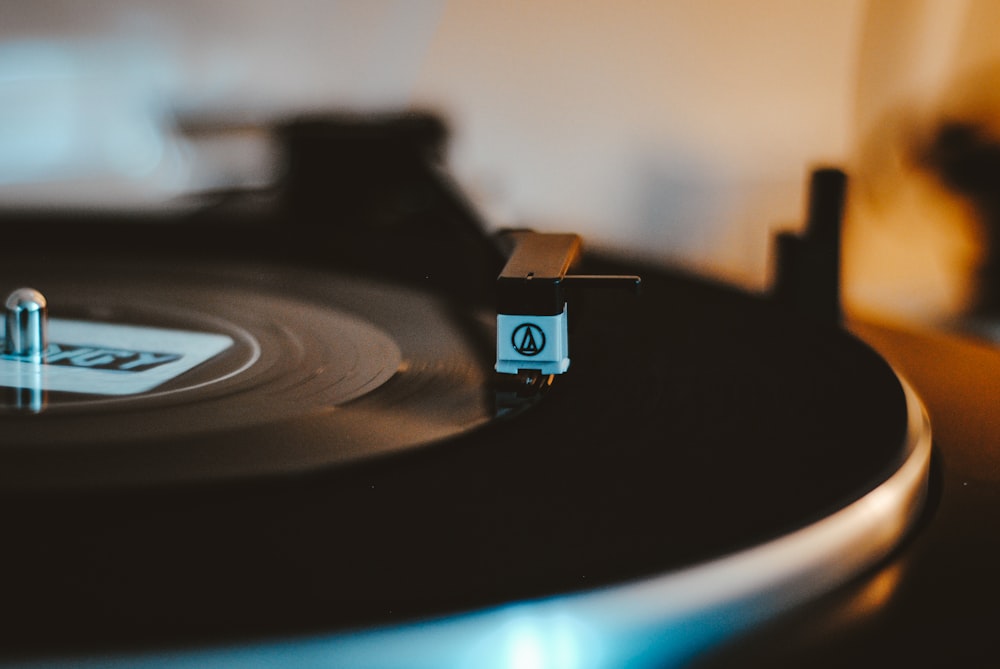 black and gray vinyl record player