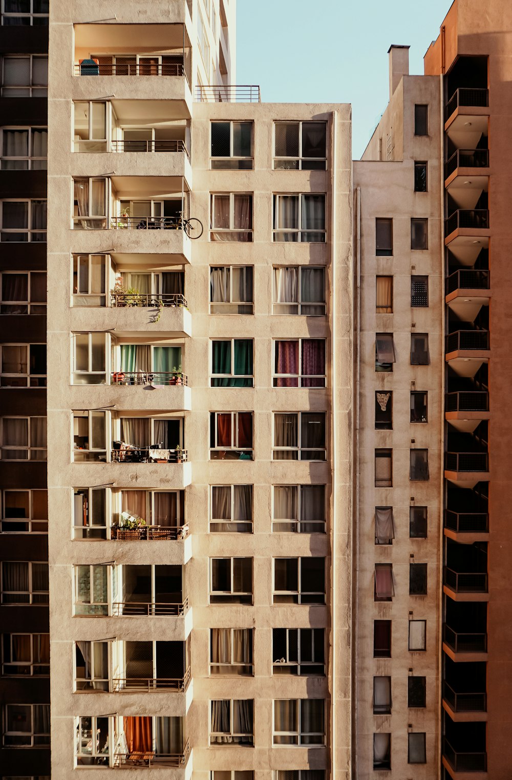 brown concrete building during daytime