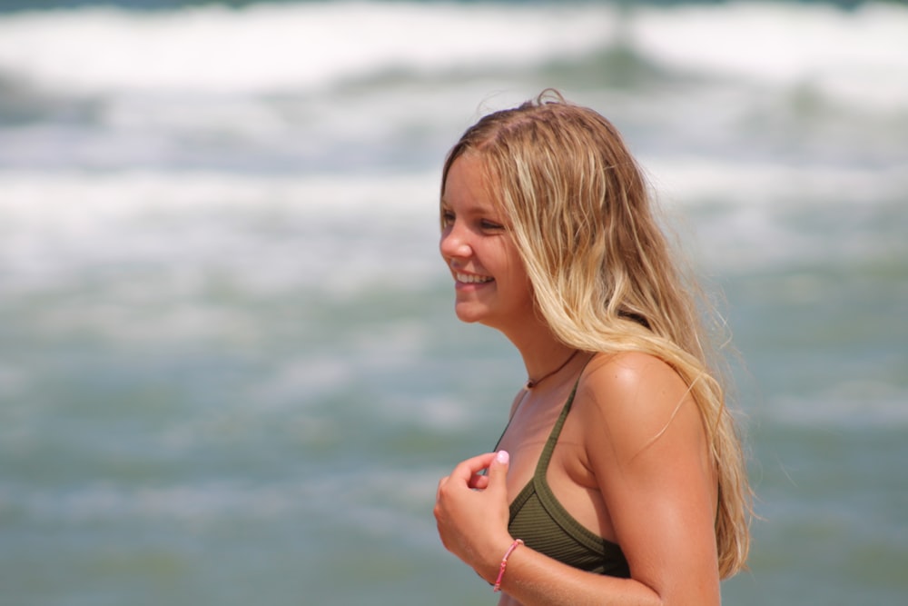 woman in black tank top