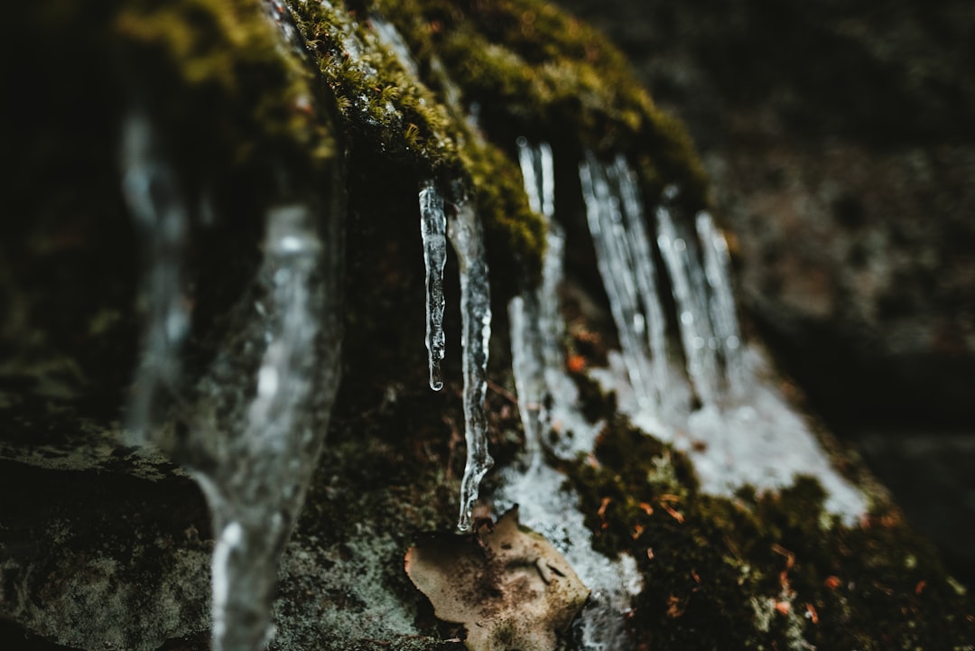 travelers stories about Waterfall in Stoneham, Canada