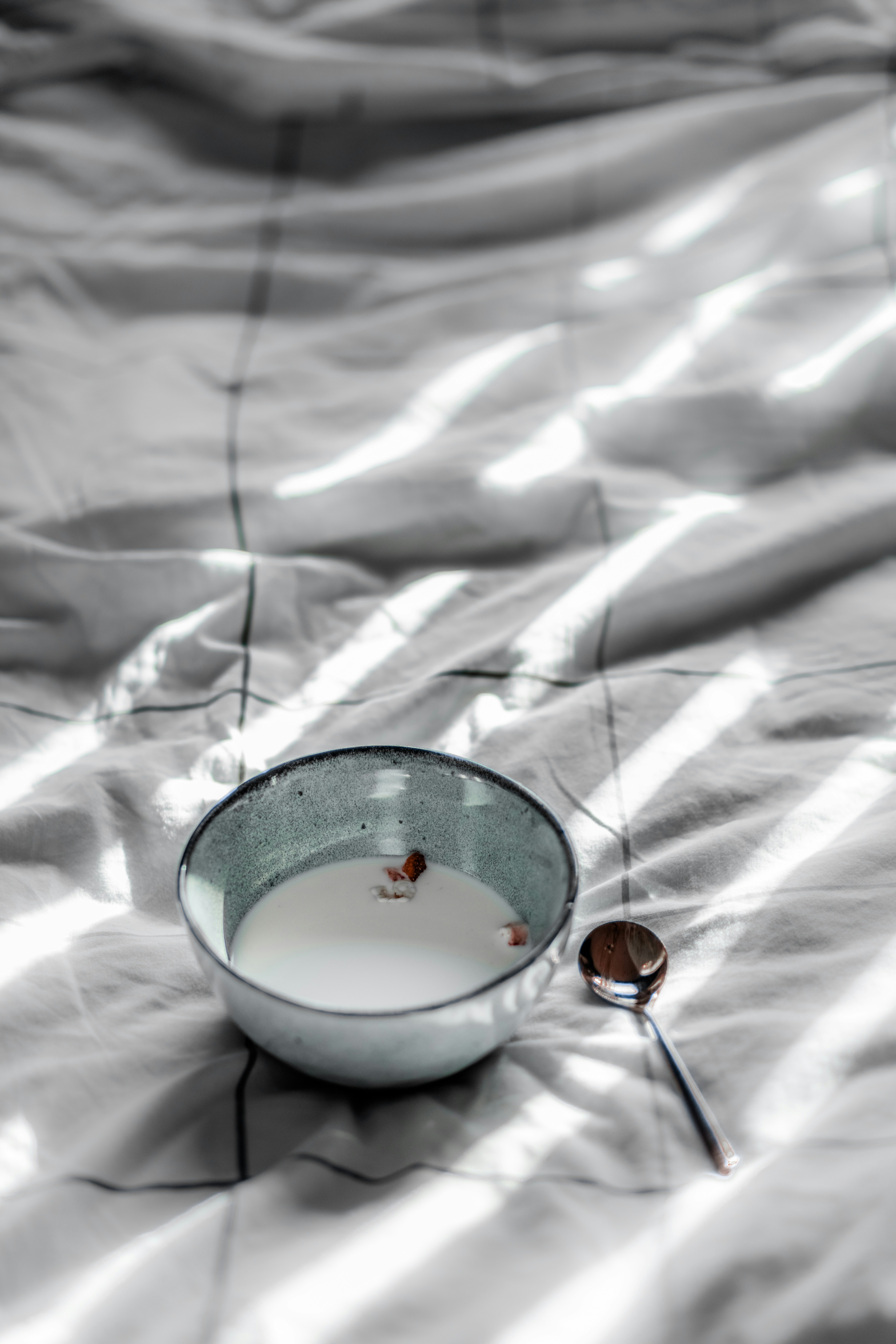Choose from a curated selection of grey wallpapers for your mobile and desktop screens. Always free on Unsplash.