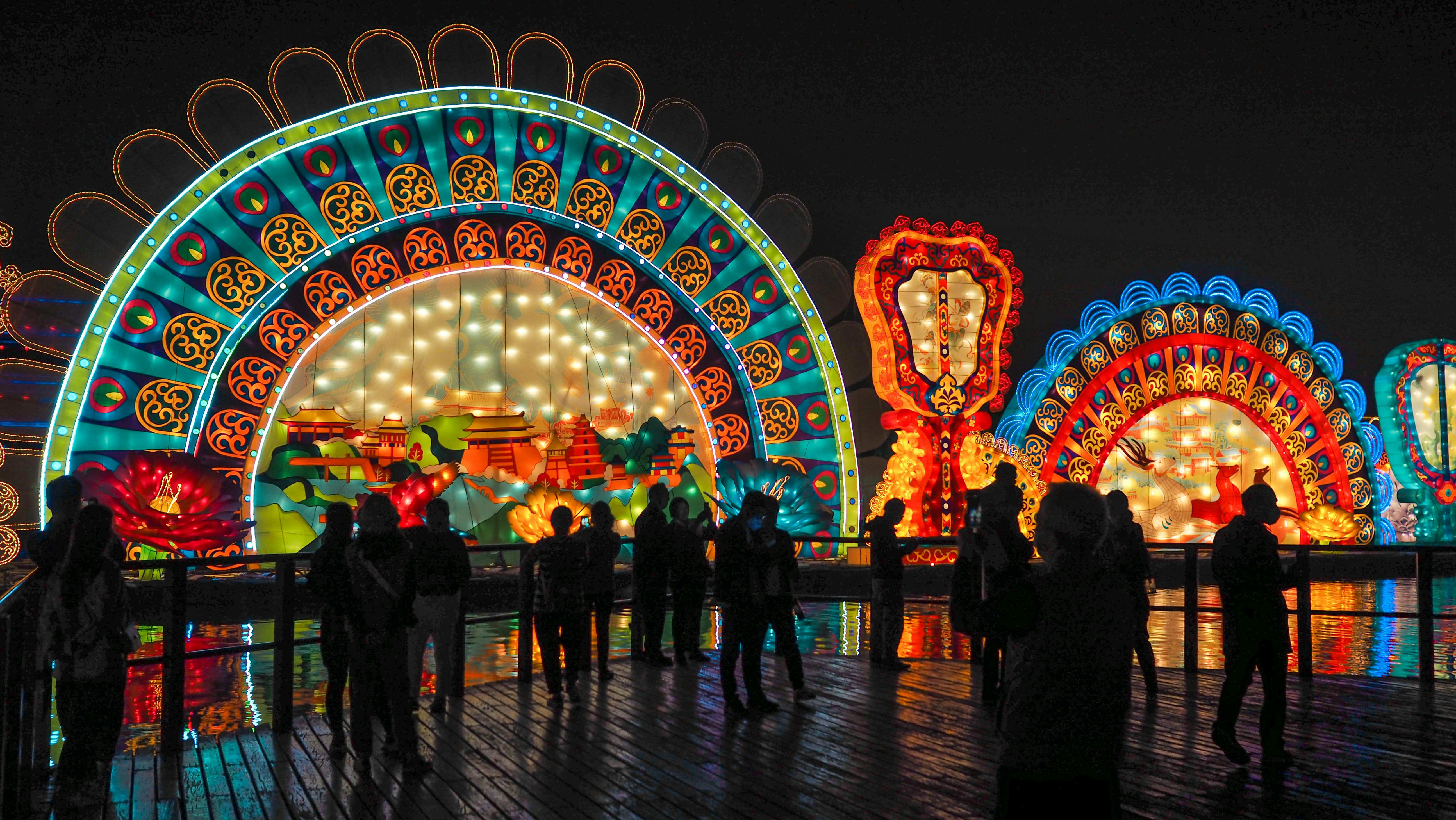 Photo by photohunter