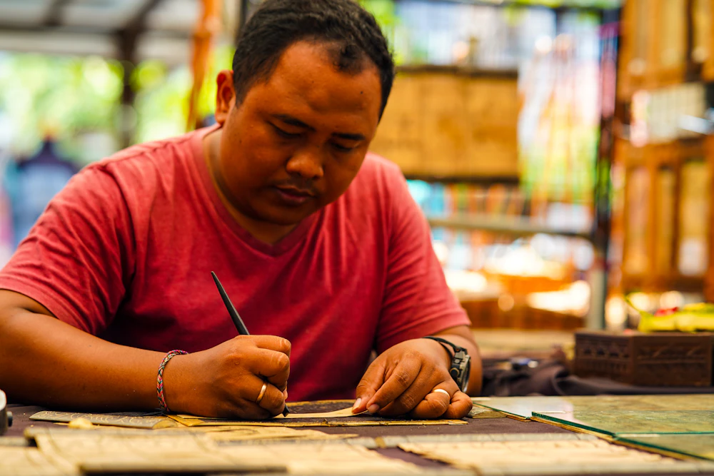 Sisakan waktu untuk kerajinan lokal