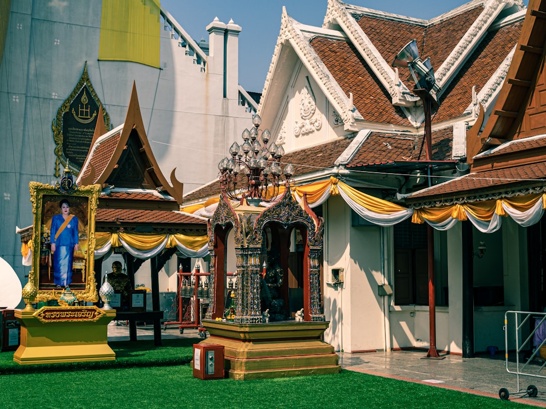 Temple photo spot Bangkok Democracy Monument