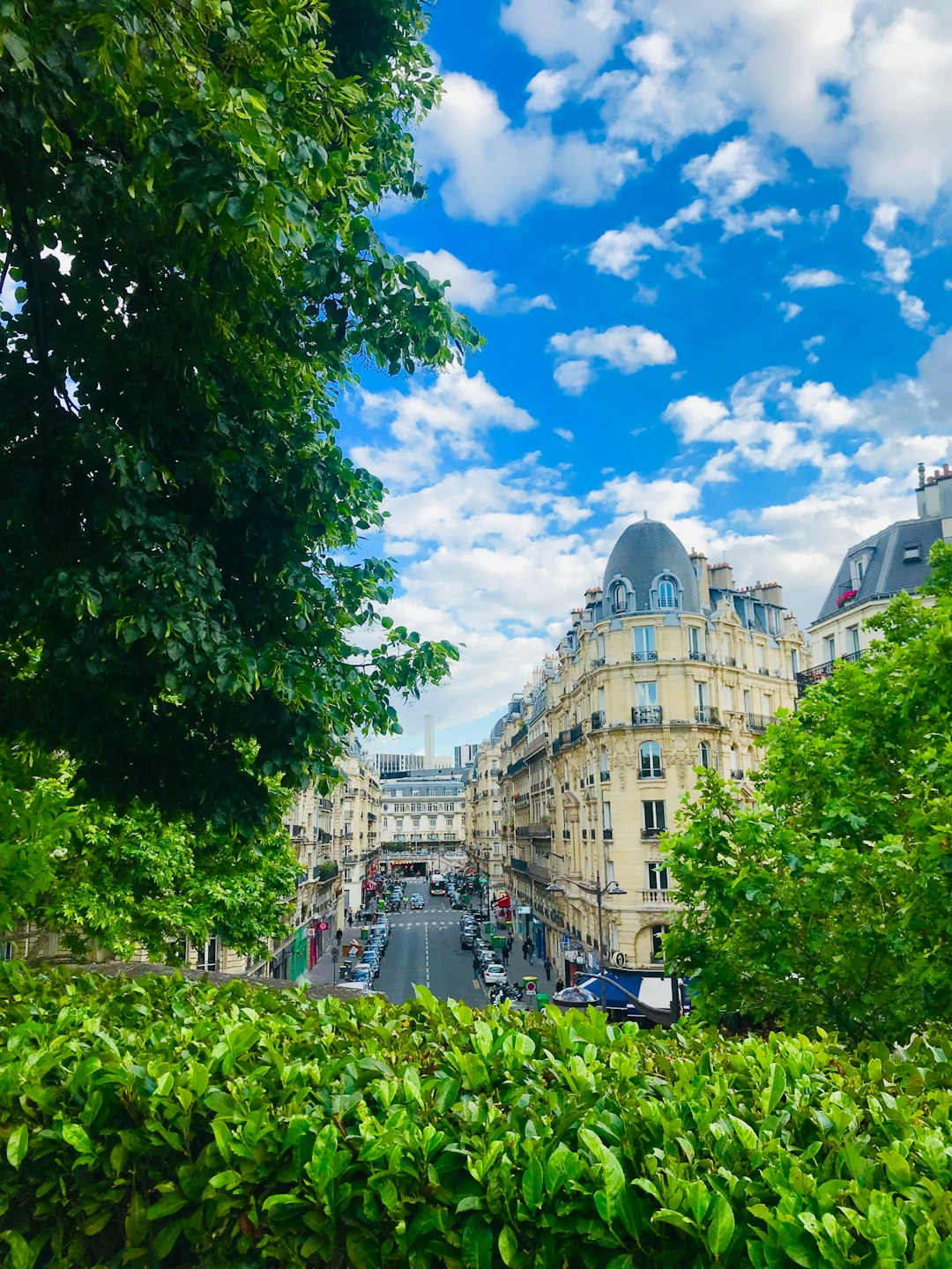 Landmark photo spot 51 Rue Traversière July Column