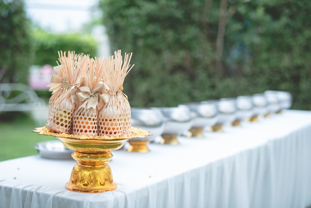 gold and white pineapple figurine