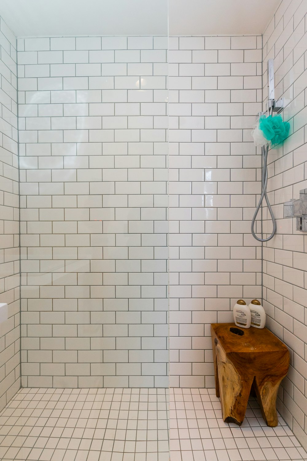 Bathroom Tile Pictures | Download Free Images on Unsplash