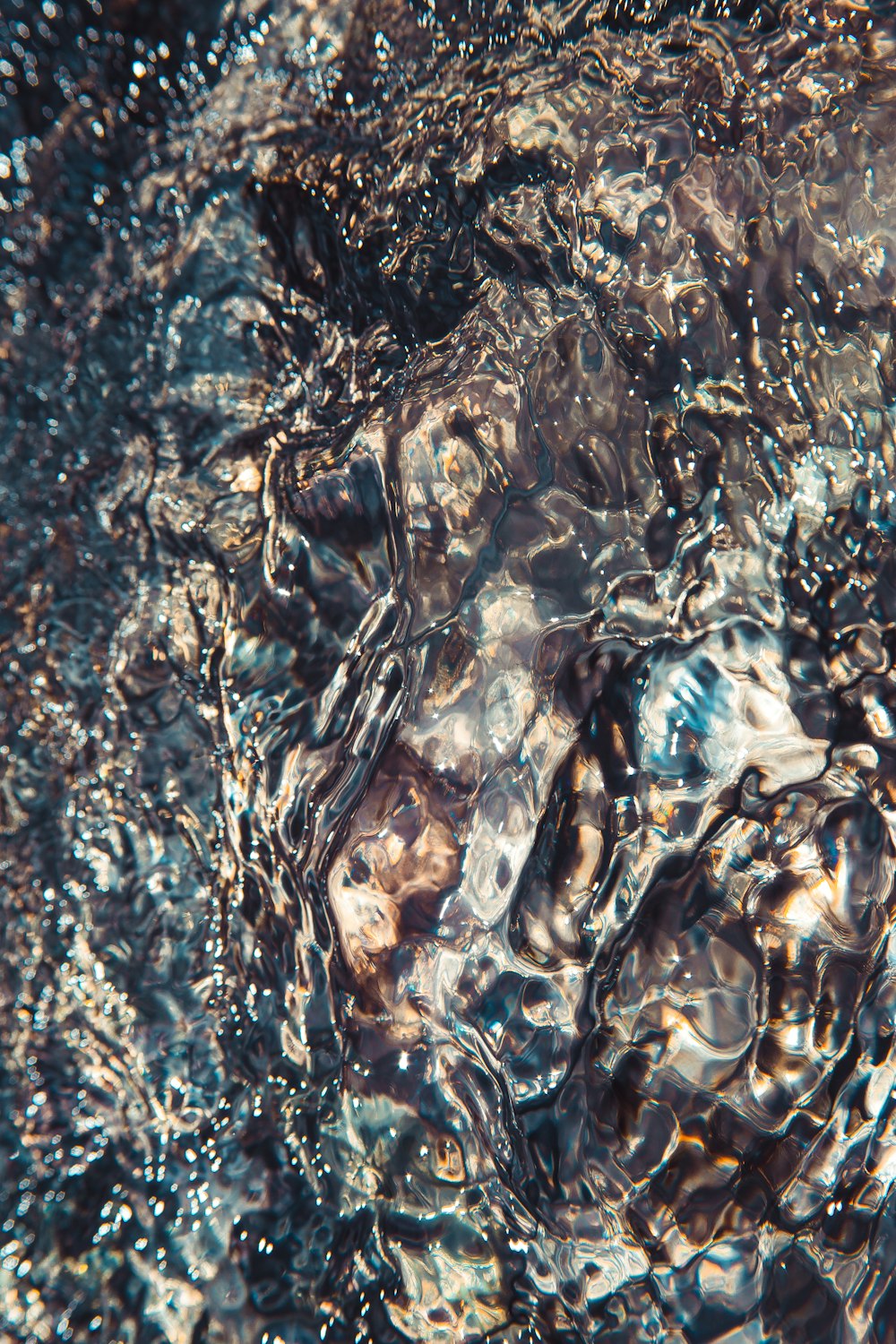 a close up view of water and rocks