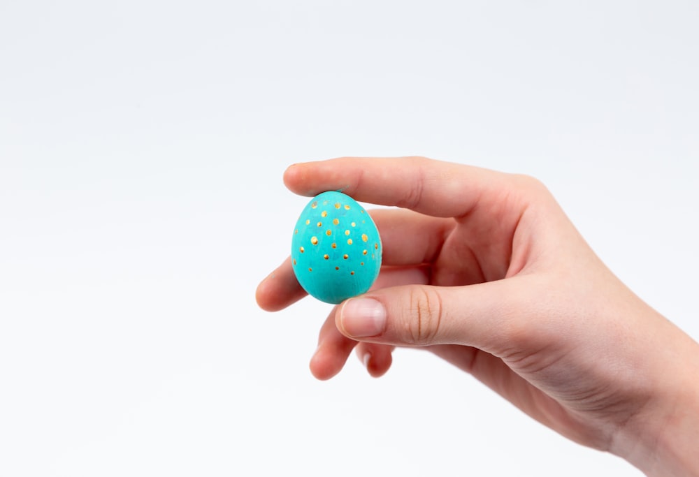 blue and white polka dot egg