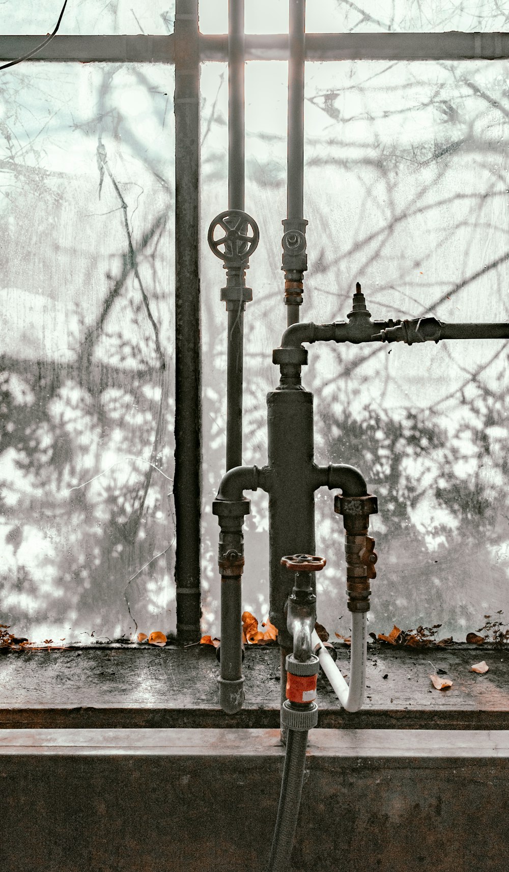 black metal stand with snow