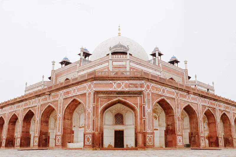 Essential Travel Tips for Visiting New Delhi for the First Time
