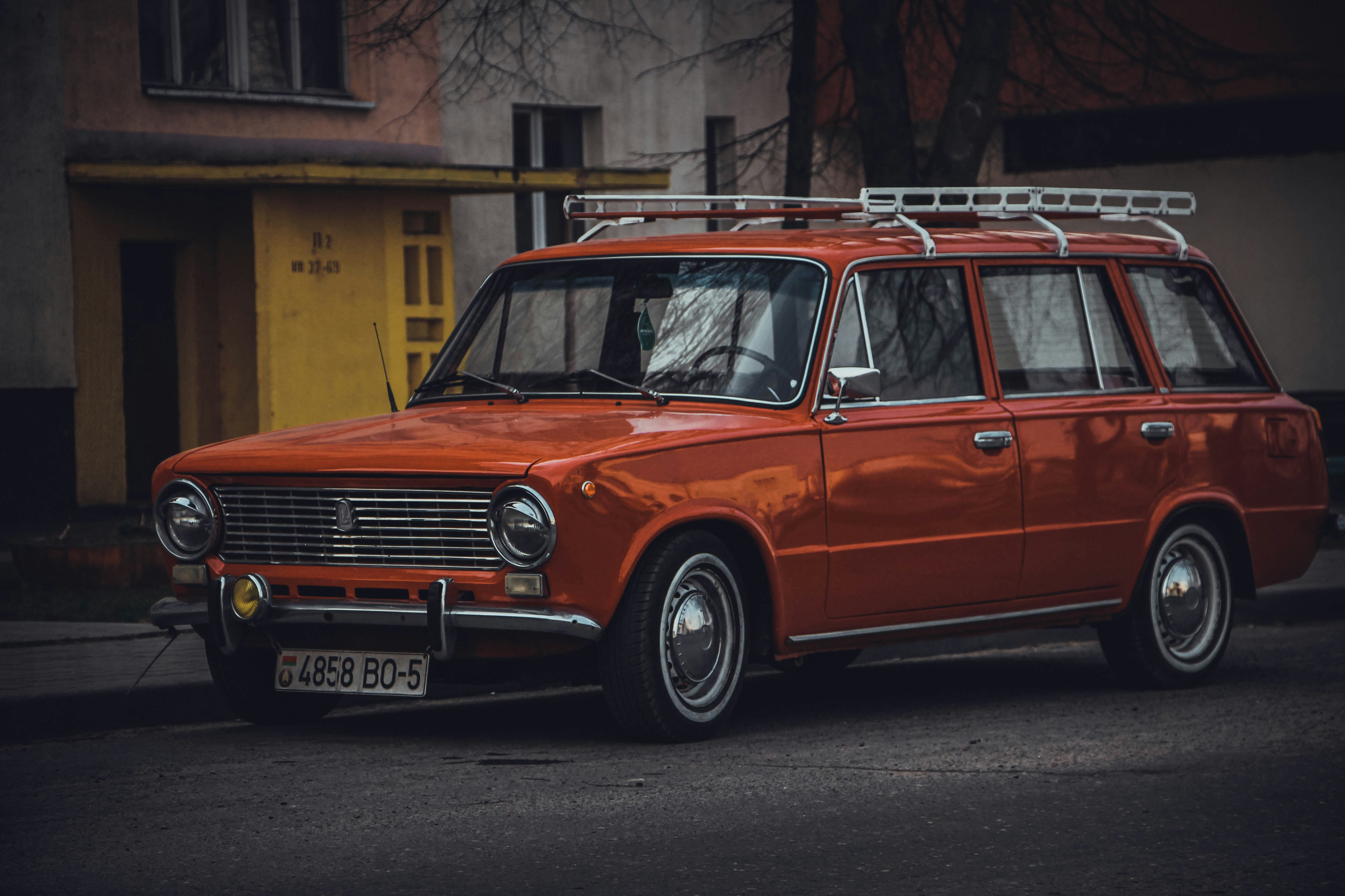 Photo by imslavinsky