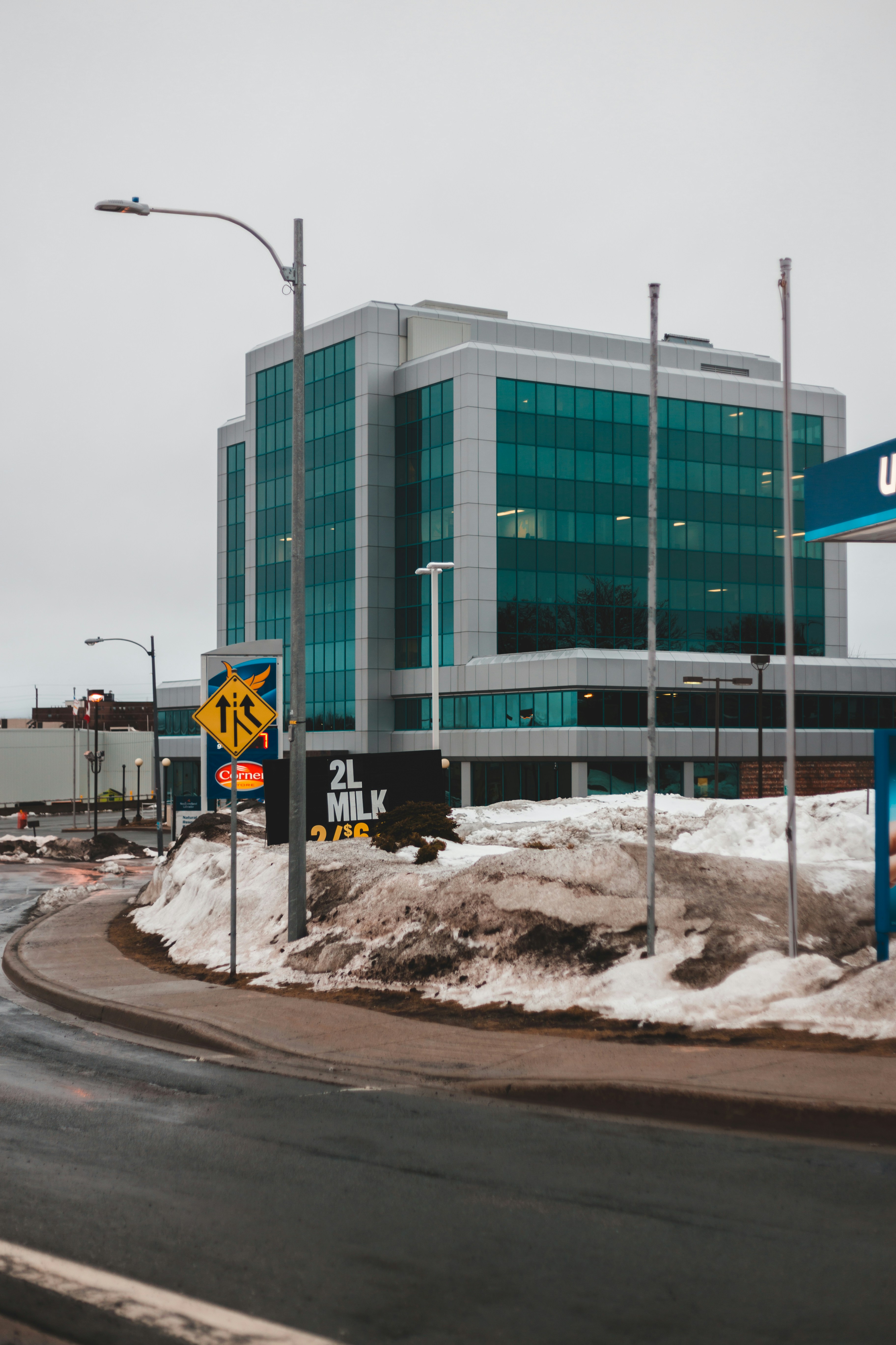 Exclusive: ConocoPhillips to layoff Canada employees in November, company memo shows