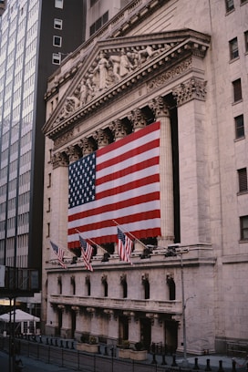 us a flag on gray concrete building