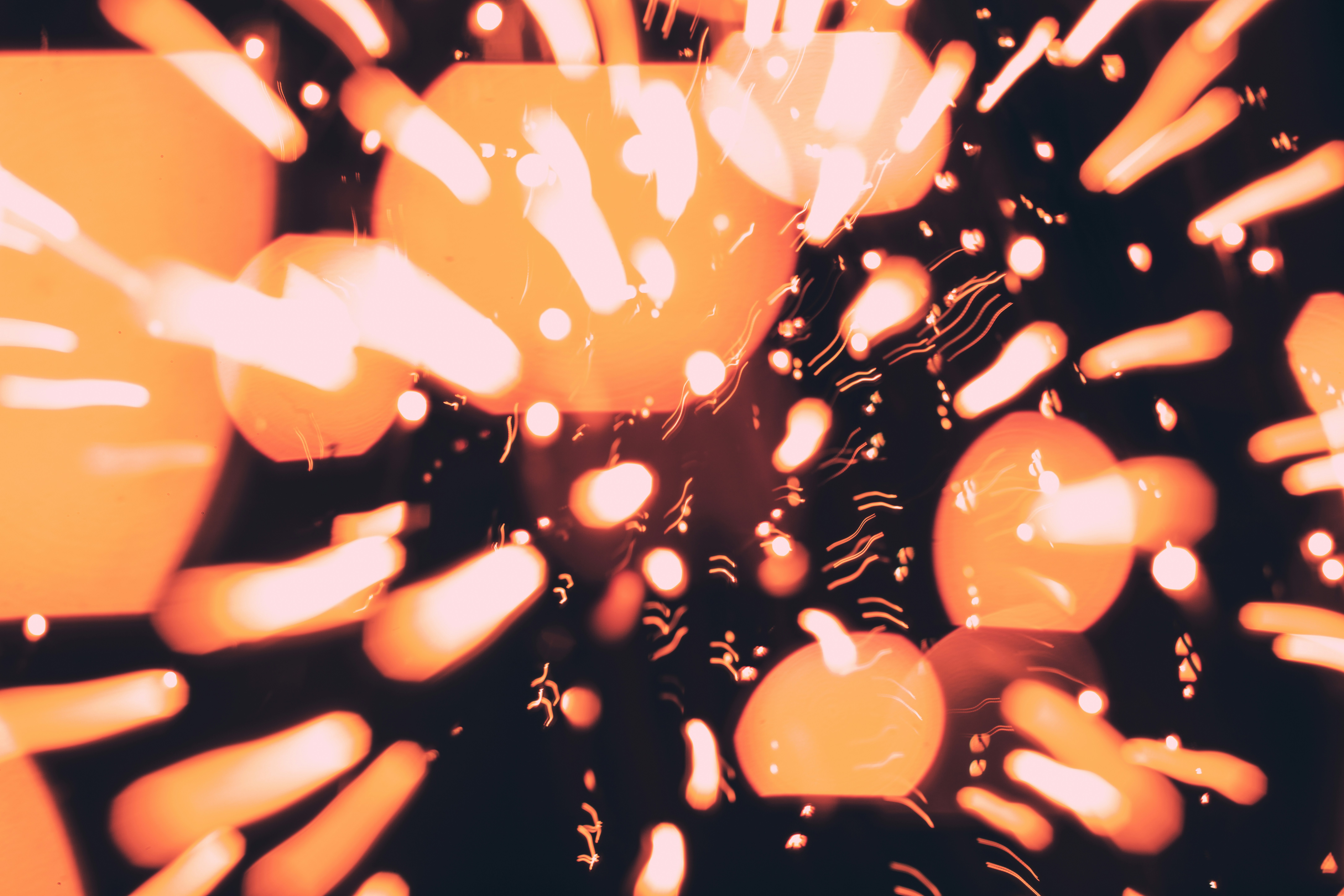 Photo by worldsbetweenlines