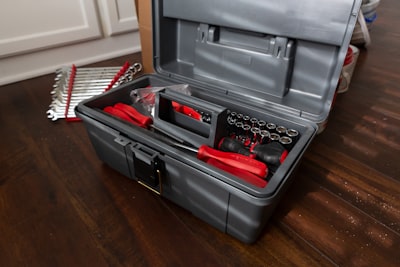 Hedue Magnetic Wristband for Tools