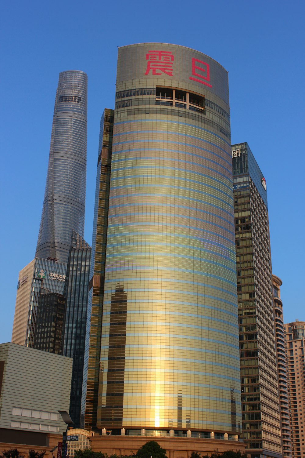 white and blue high rise building