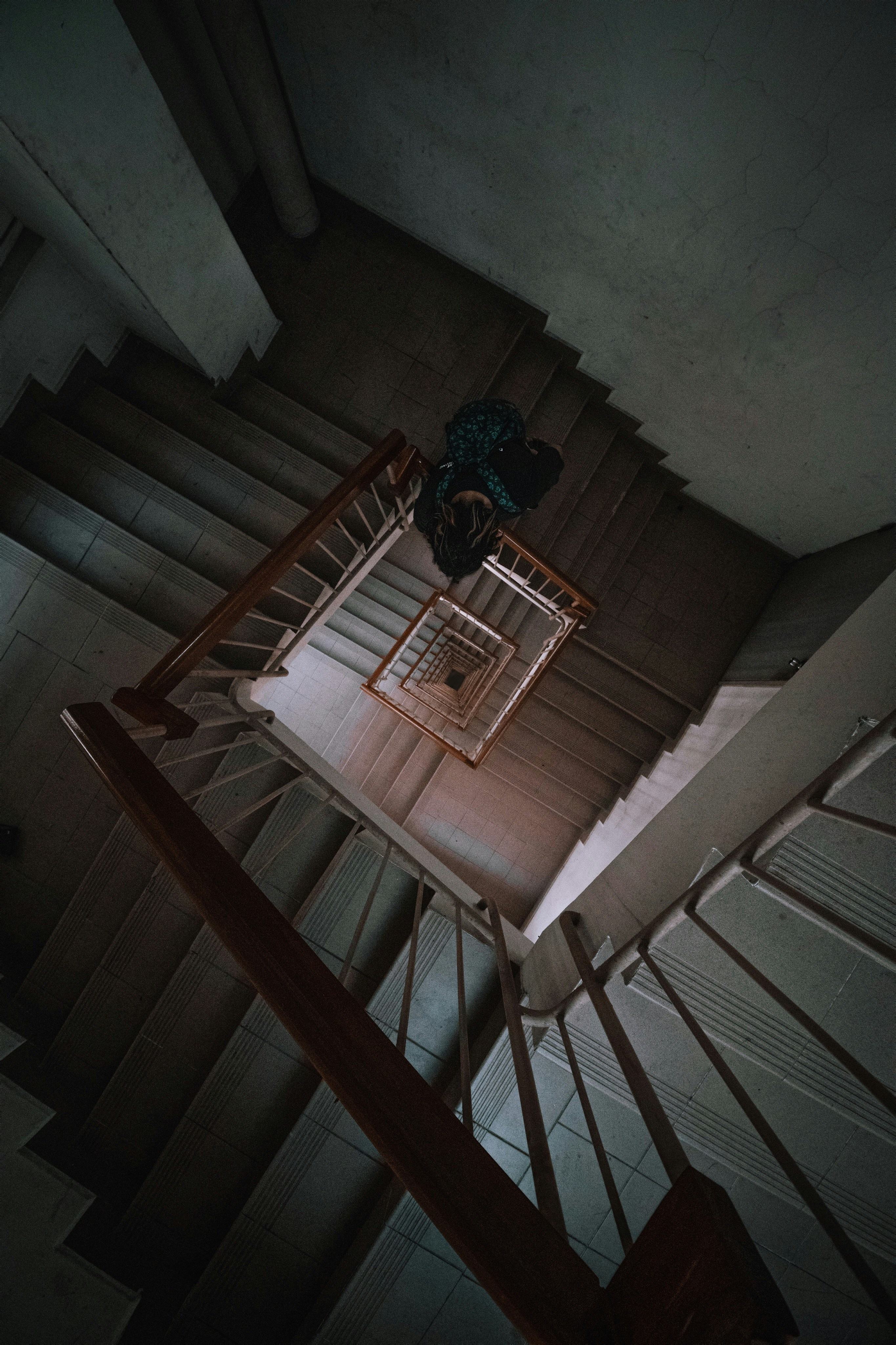 photo-1585631260447-55584111a7fb?ixid=M3wxMjA3fDB8MXxzZWFyY2h8MTB8fGNpbmVnYXRvJTIwYXBrJTIwYmFpeGFyfGVufDB8fHx8MTc1NDU0NjE4M3ww\u0026ixlib=rb-4.1.0