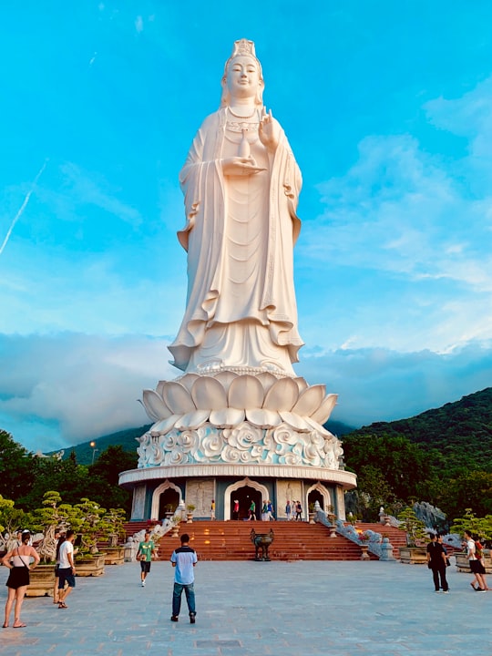 photo of Chùa Linh Ứng Landmark near Da Nang