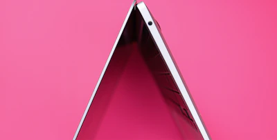 An eye-catching blog post thumbnail featuring minimalist design and vibrant accents.