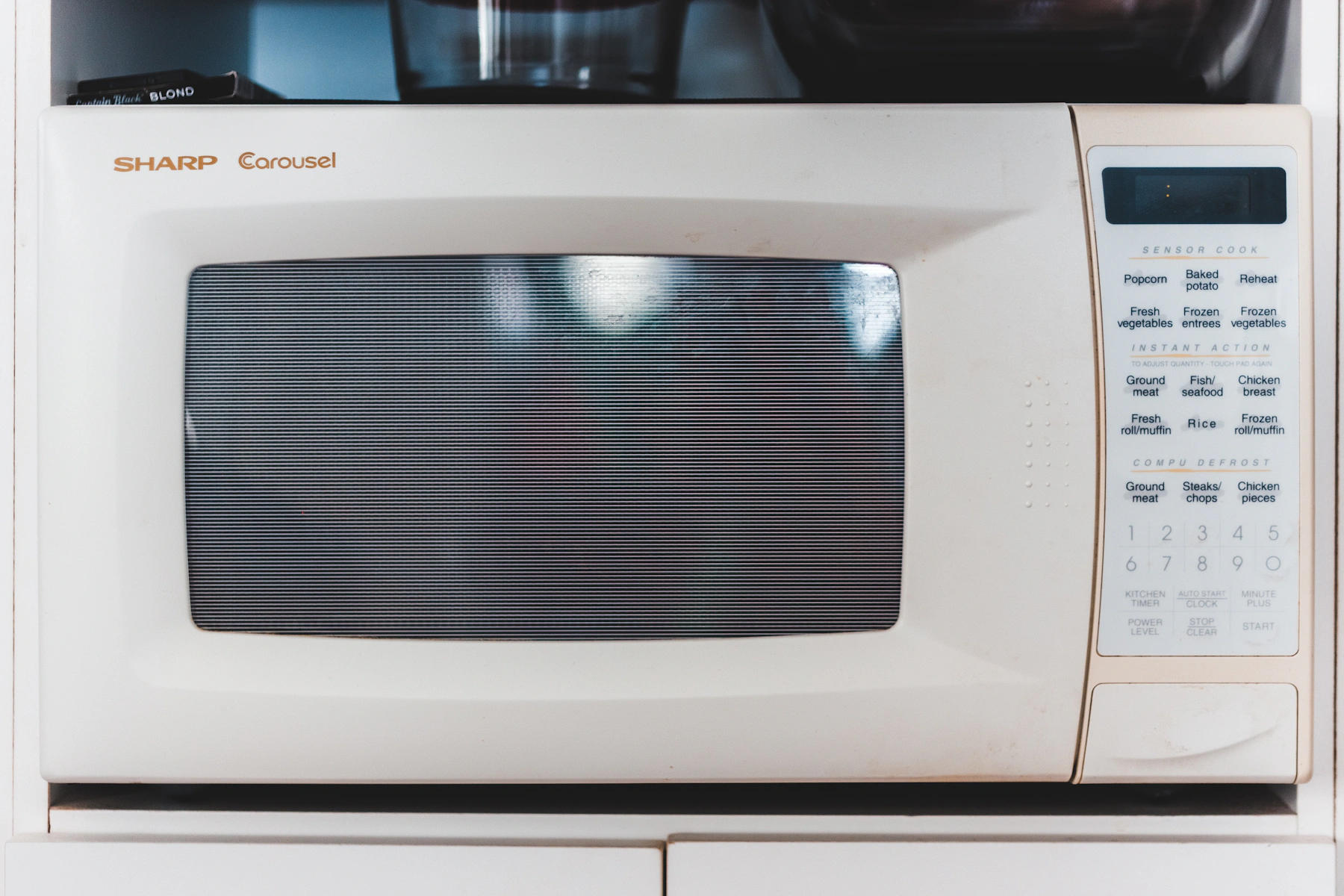 Microwave appliance repair service