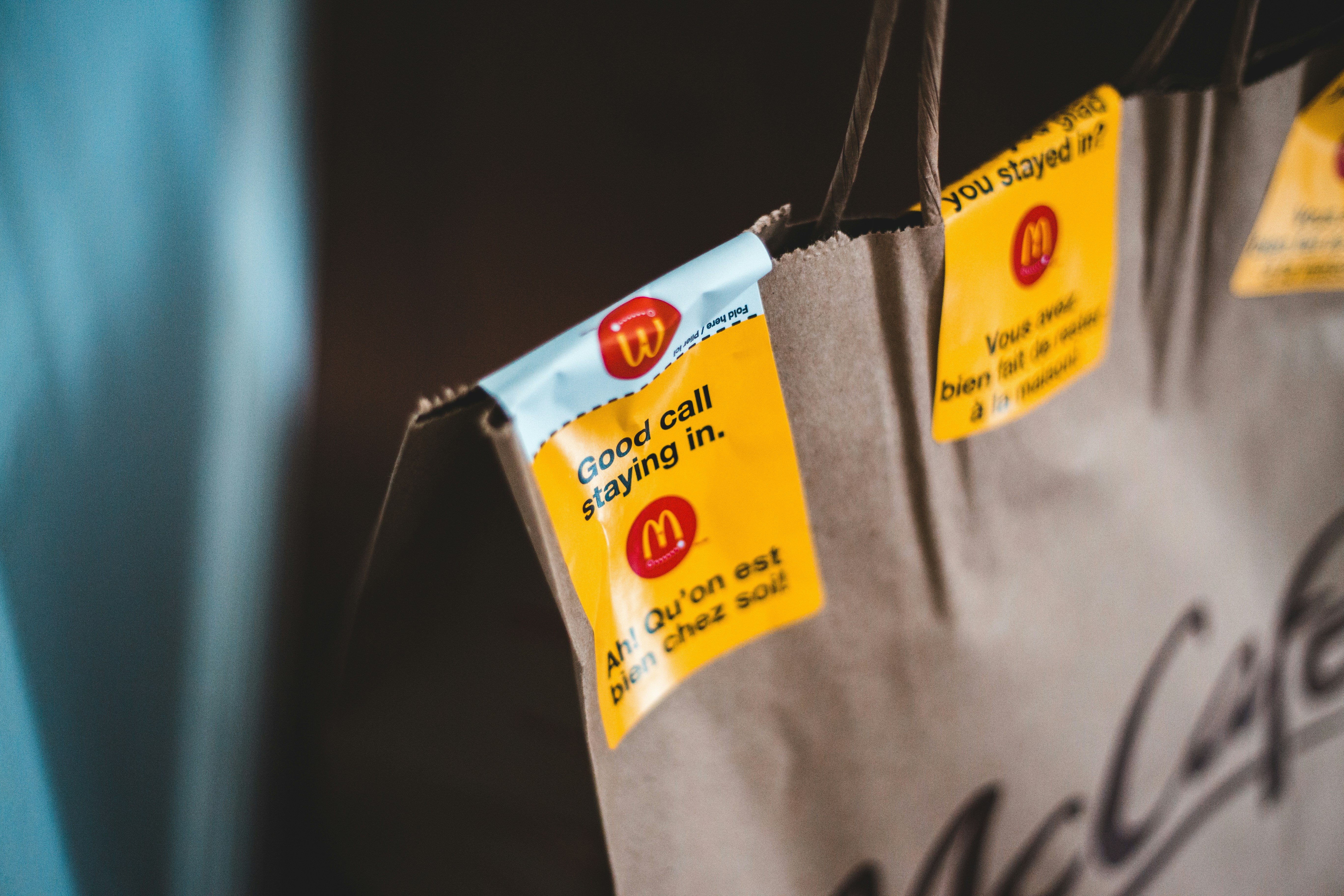 https://images.unsplash.com/photo-1585759073397-5d05284dcd1d?ixid=M3w2MjYzNjJ8MHwxfHNlYXJjaHw4fHxNY0RvbmFsZCUyN3N8ZW58MHwwfHx8MTcyMjI5MTY2NXww&ixlib=rb-4.0.3