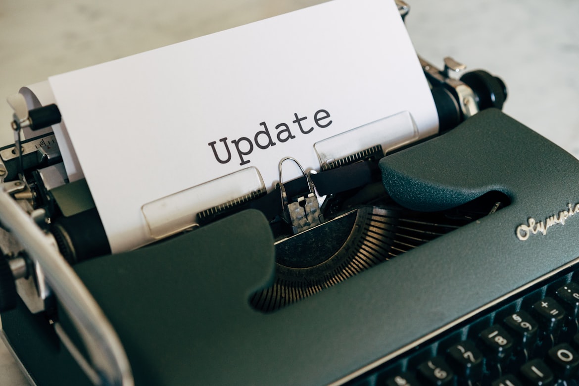 illustration typewriter stating "update"