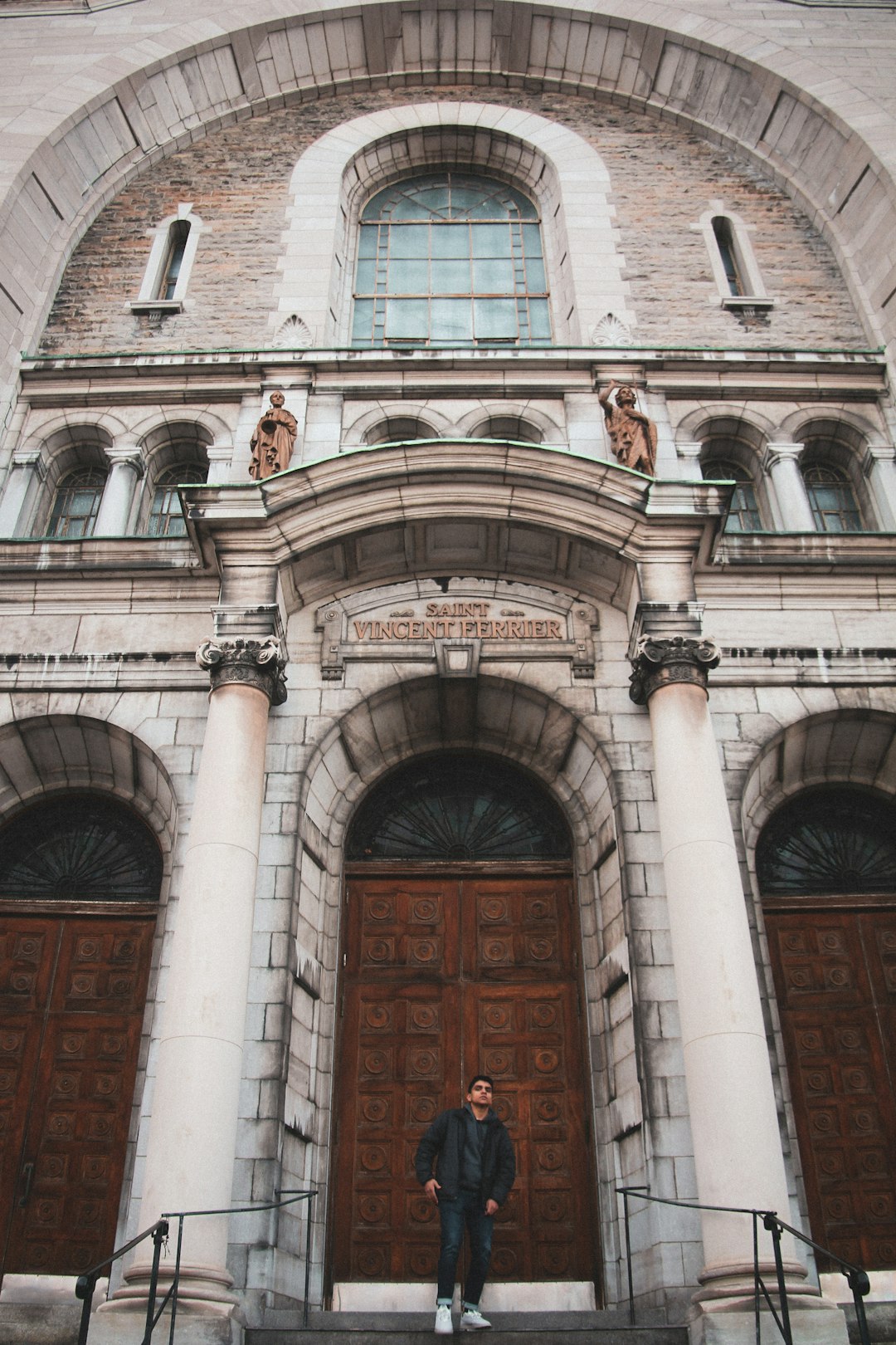 Basilica photo spot Montréal Rue Saint-Jacques