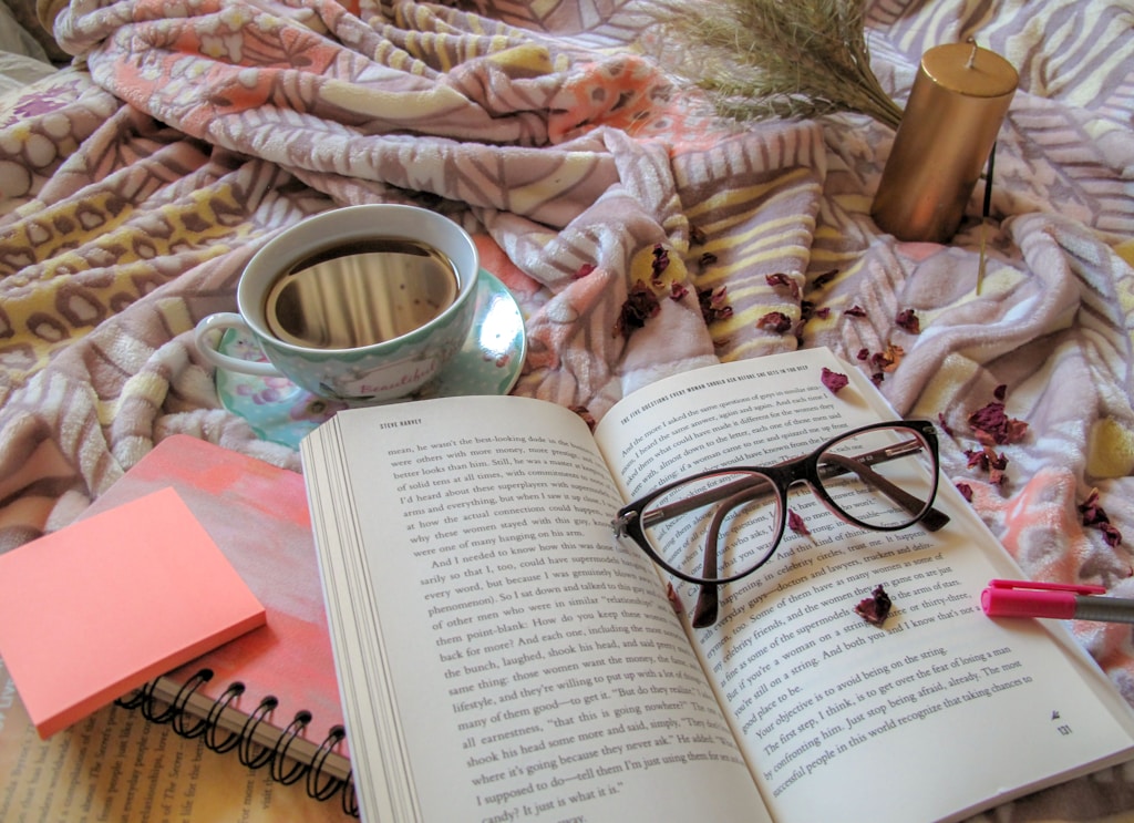 Cozy Reader Throw Blanket